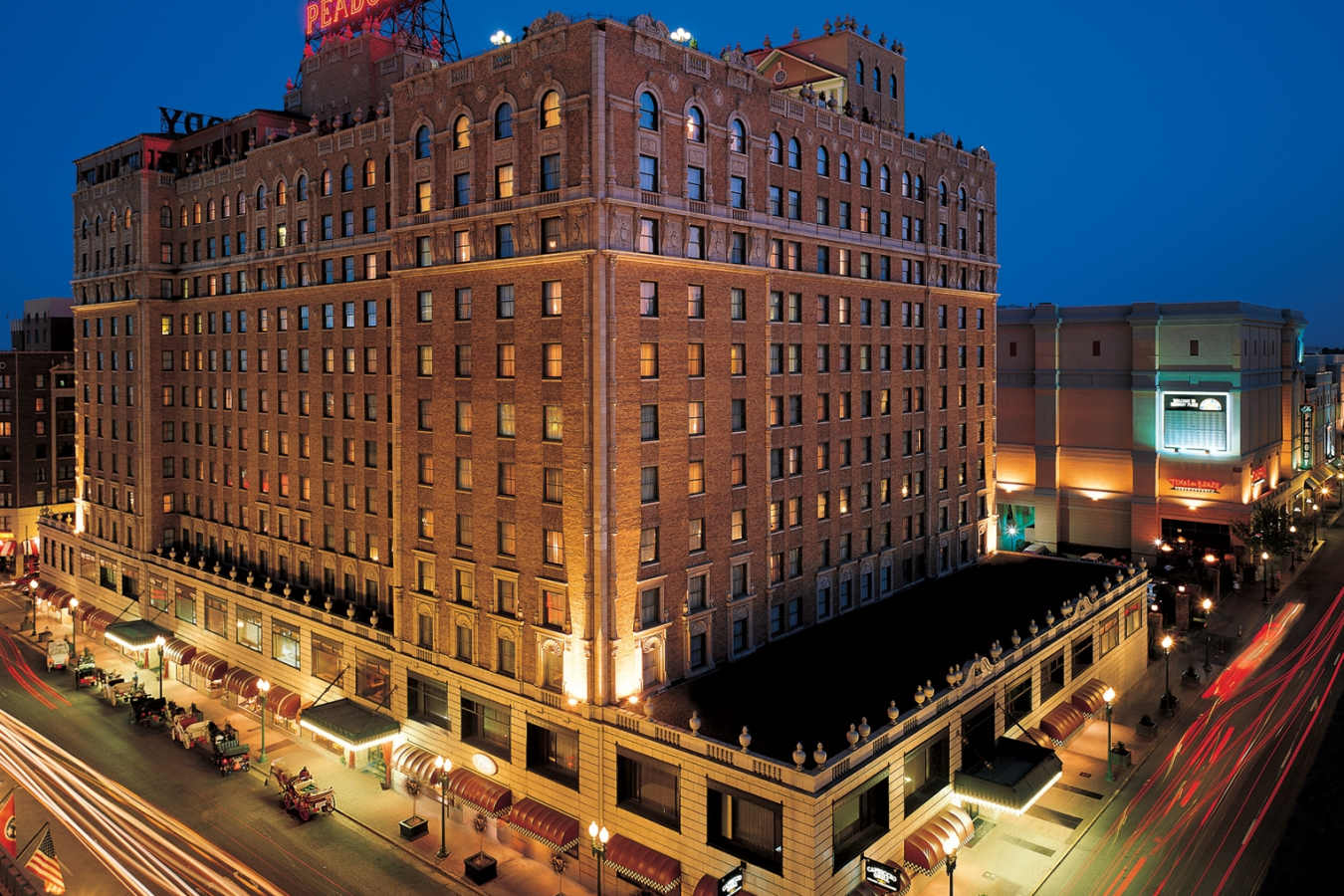 Hotel Exterior - The Peabody Memphis