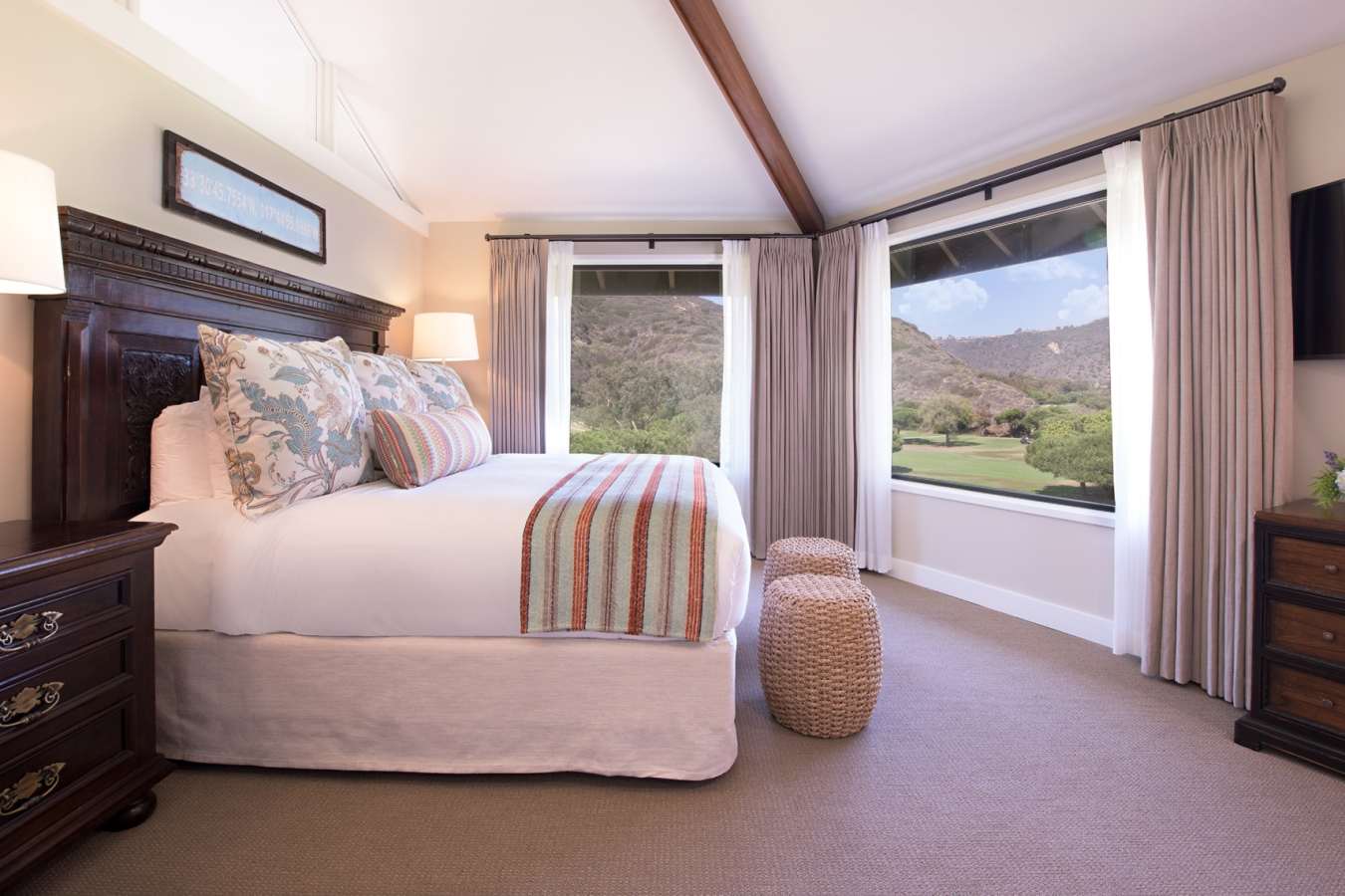 Treehouse bedroom - The Ranch at Laguna Beach