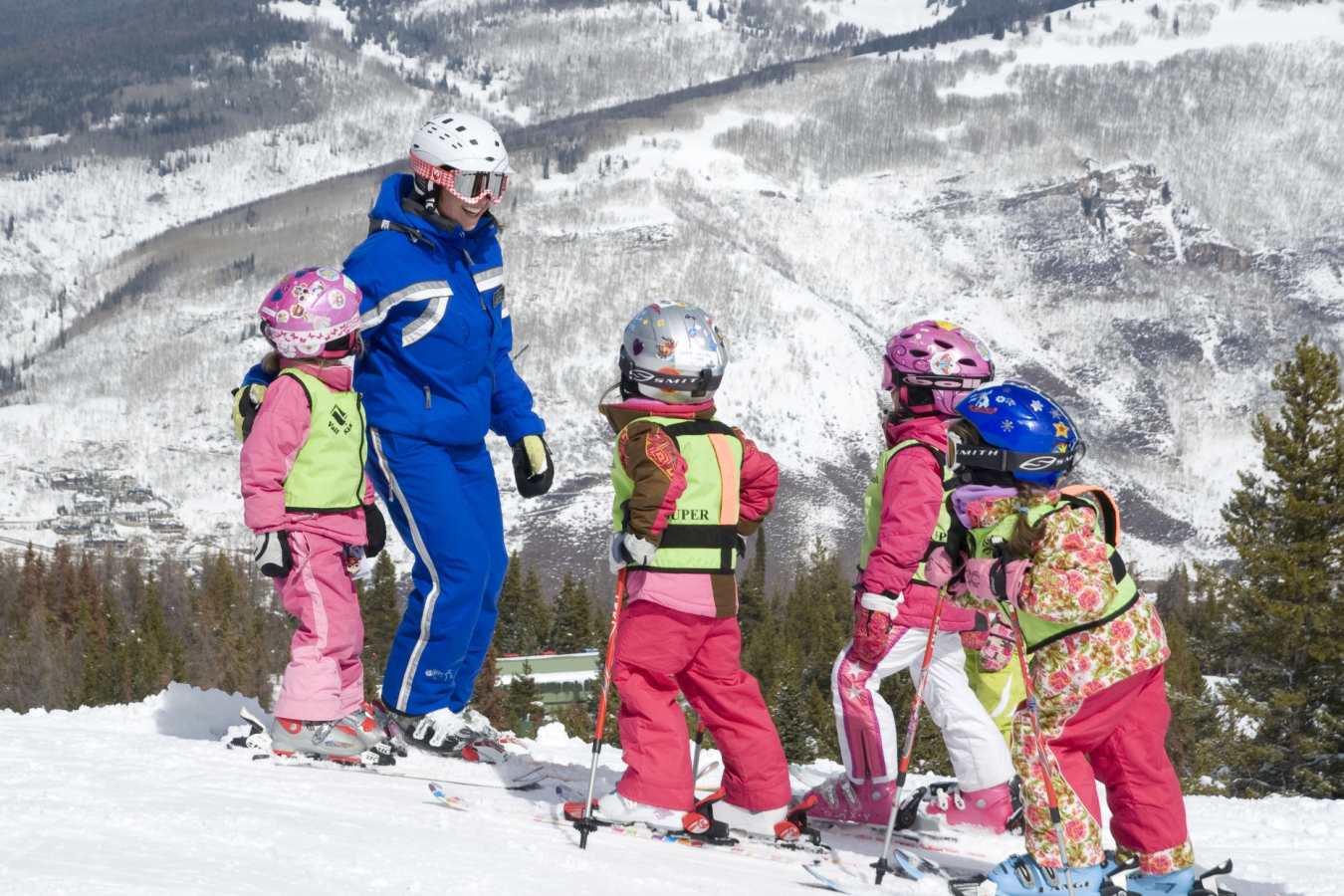 Kids ski school 