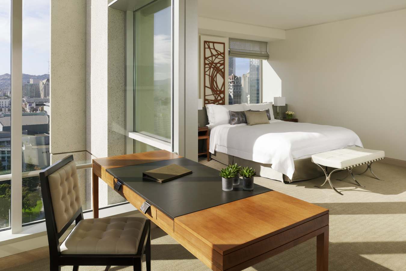 Executive Premier Inn - - The St Regis SFO