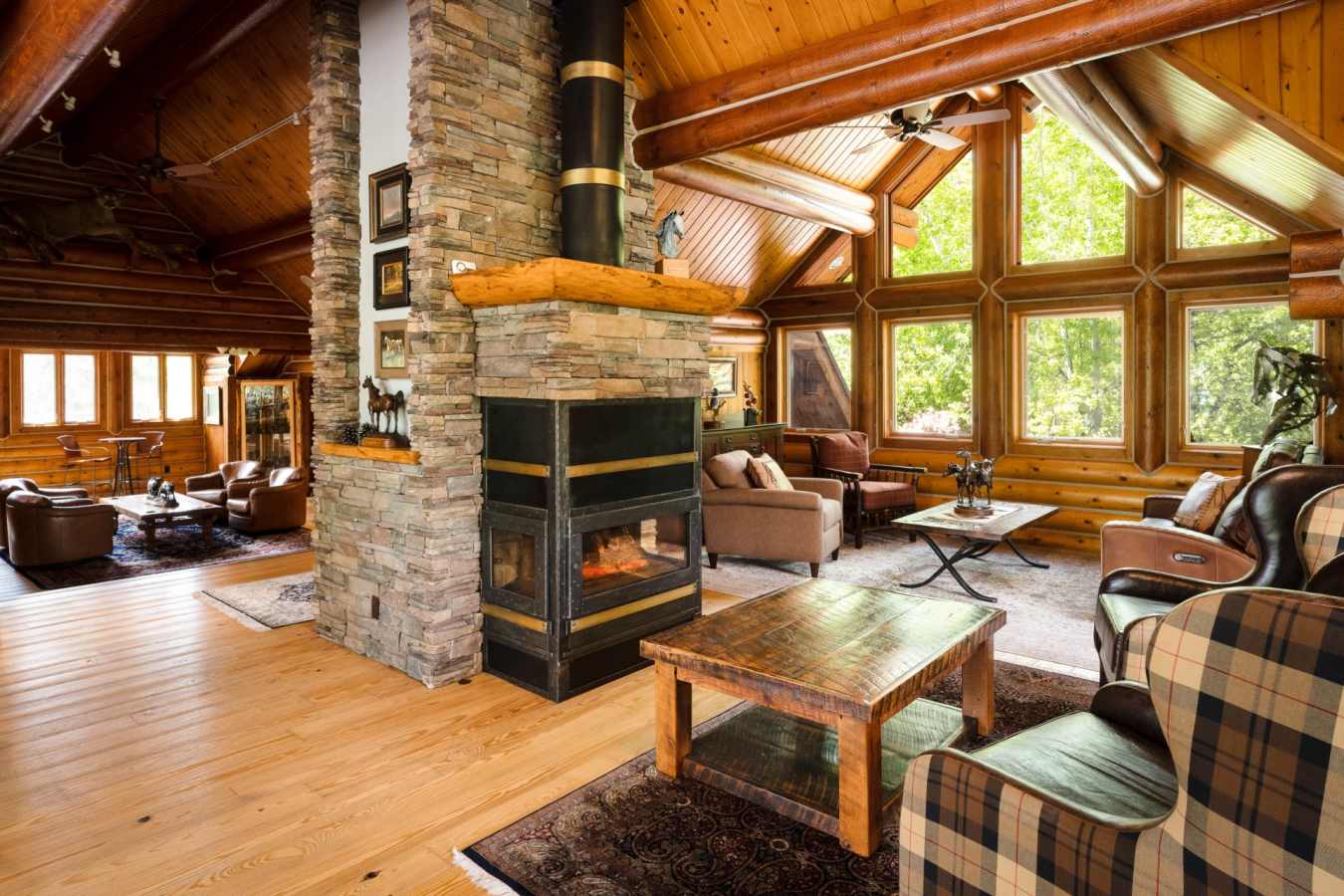 Indoor Lounge - Triple Creek Ranch