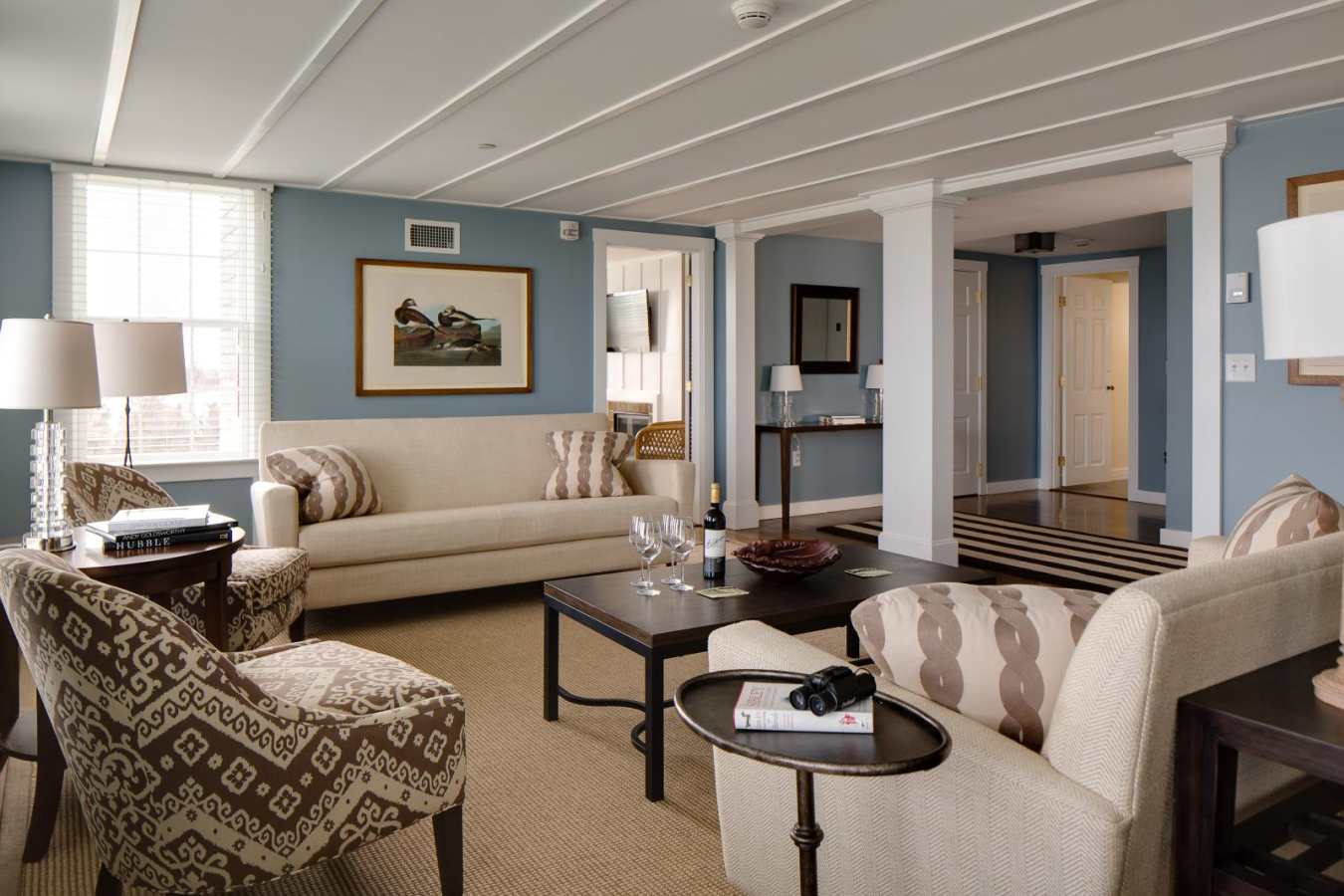 Great Egret suite living room - Weekapaug Inn