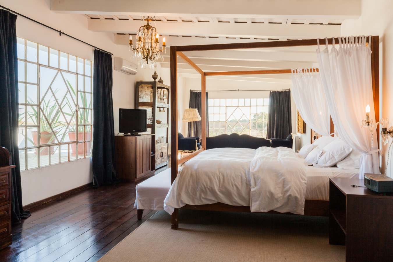 Tannat guestroom - Finca Narbona