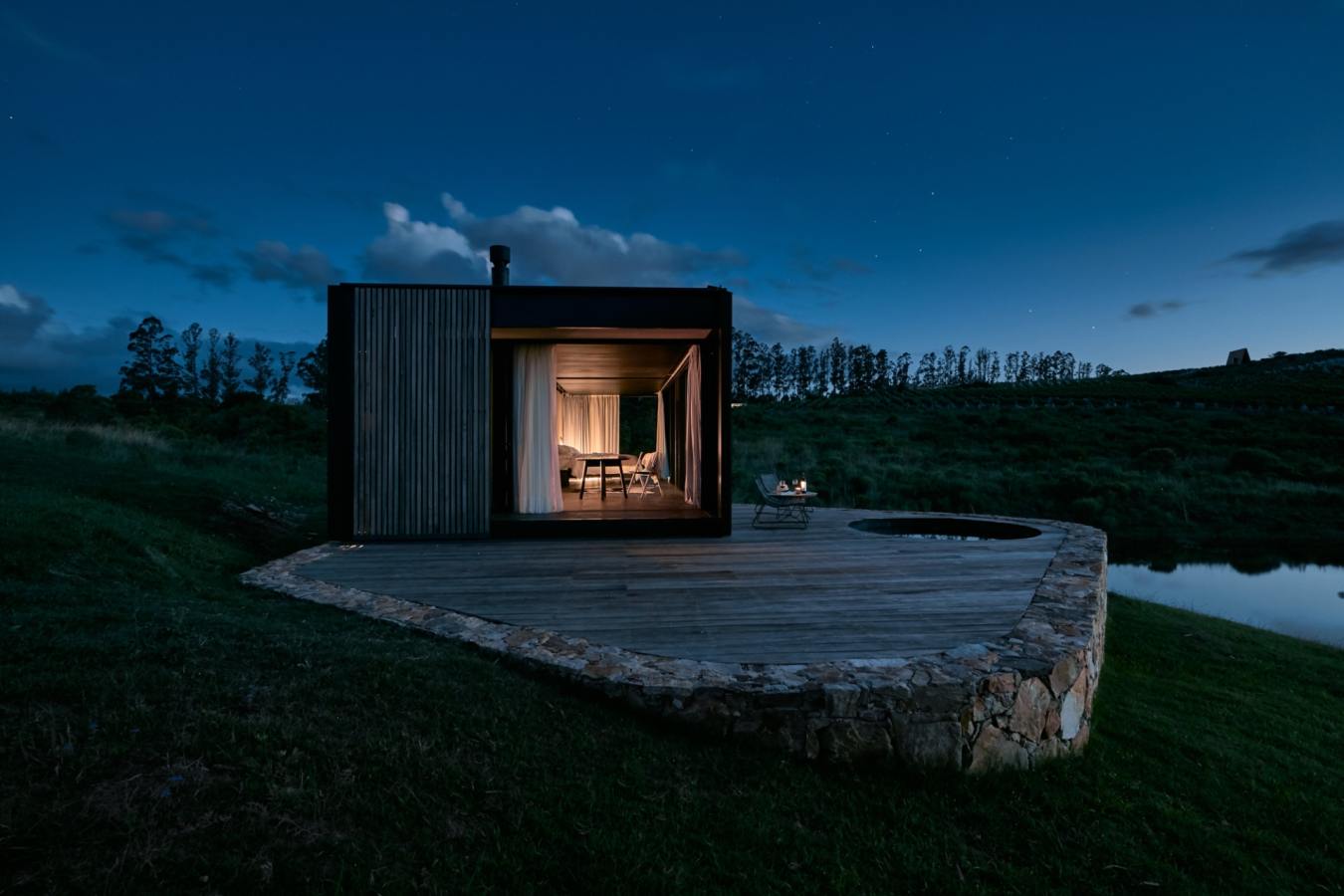 Cabin Exterior - Sacromonte