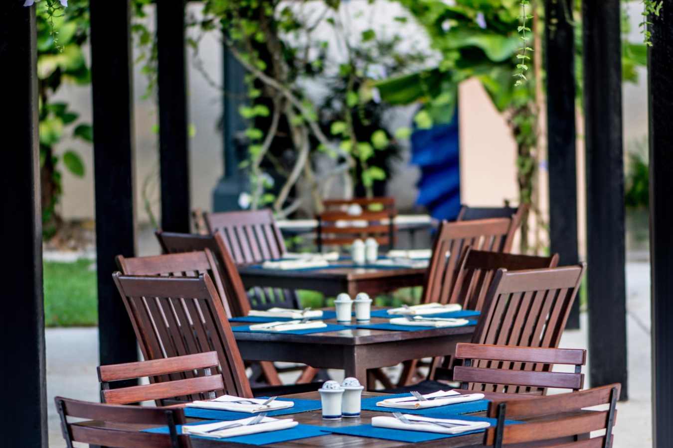 Outdoor Dining - Anantara Hoi An