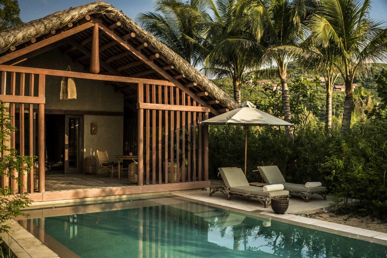 Bai San Ho - Beach Pool Villa Poolside