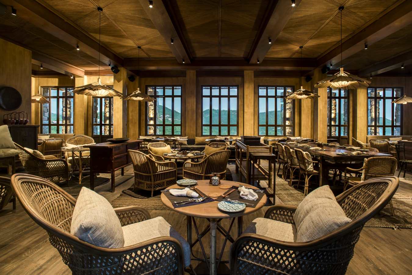 Bai San Ho - Nha O Restaurant Interiors