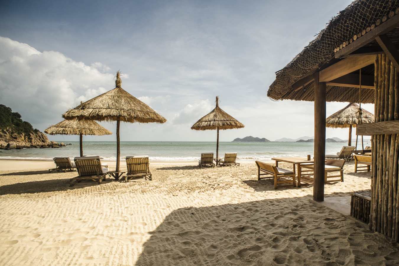 Bai San Ho - Lang Chai Beach Restaurant