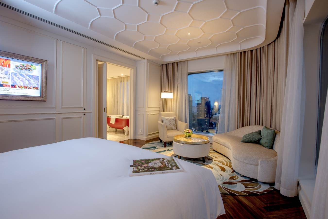 Executive Studio Suite - Hotel Des Arts Saigon