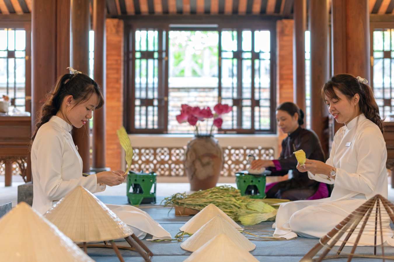 Conical Hat Painting Class