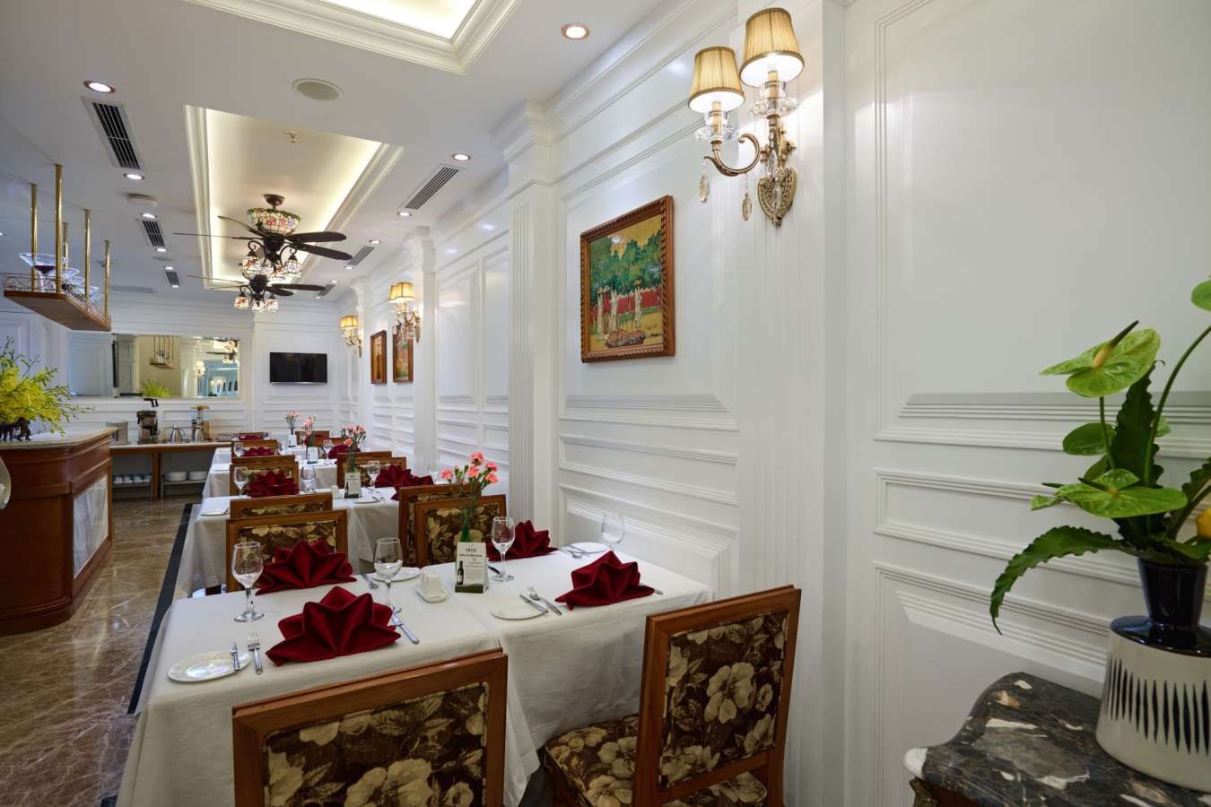 La Cour Restaurant - Silk Path Boutique Hotel