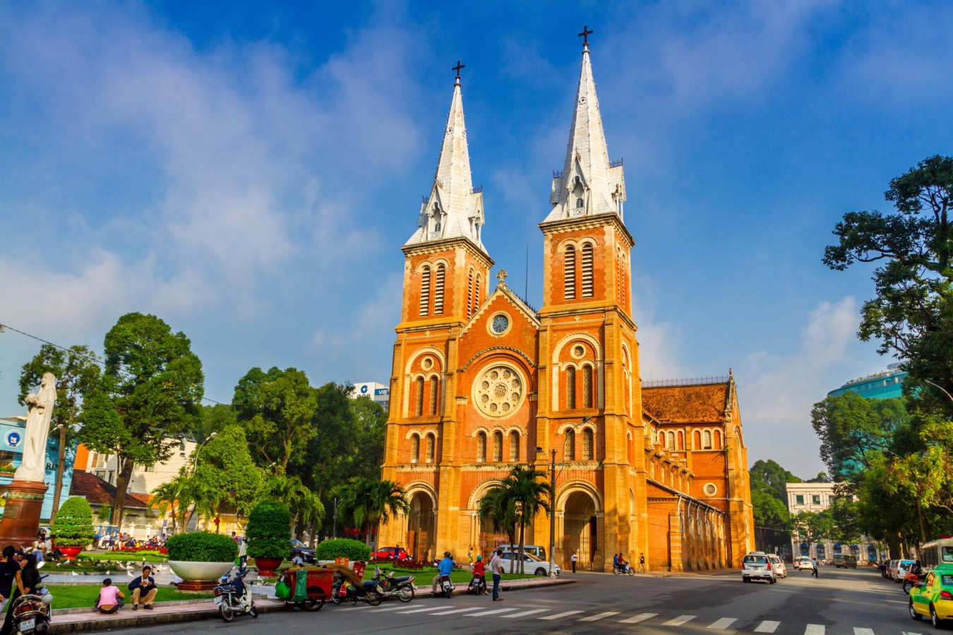 Ho Chi Minh - Treasures of Indochina