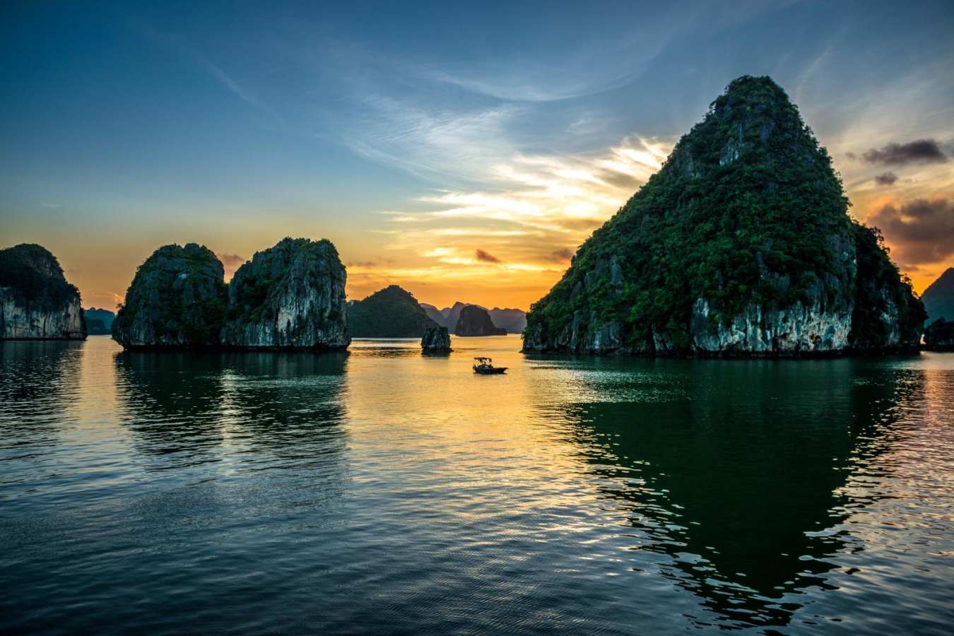 Halong Bay - Explore Vietnam