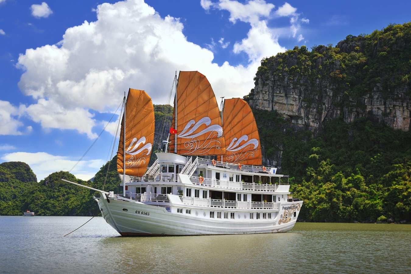 Paradise Peak - Halong Bay
