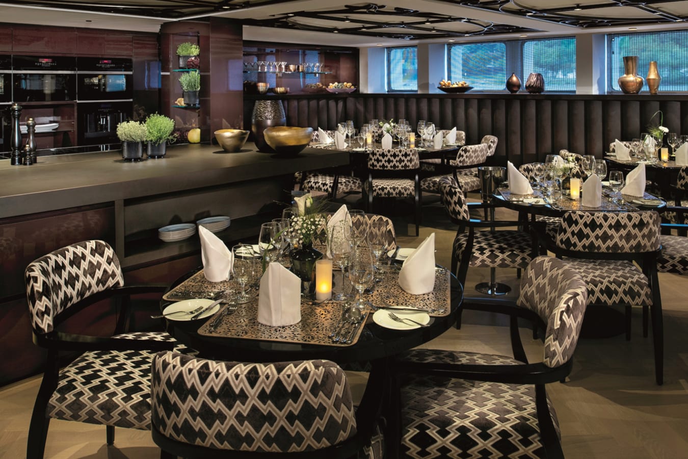 Chefs Table Restaurant 