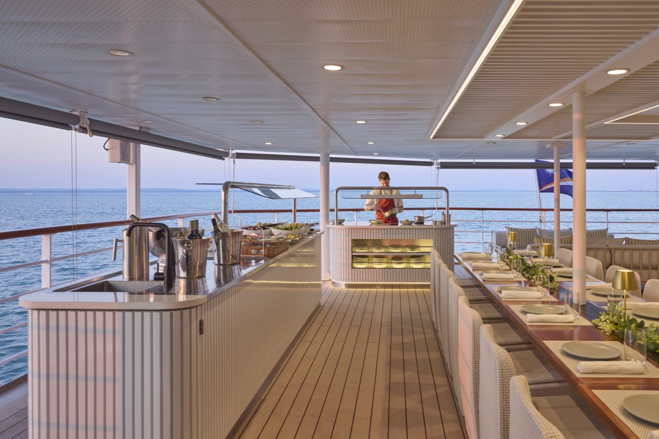 Bar Deck 