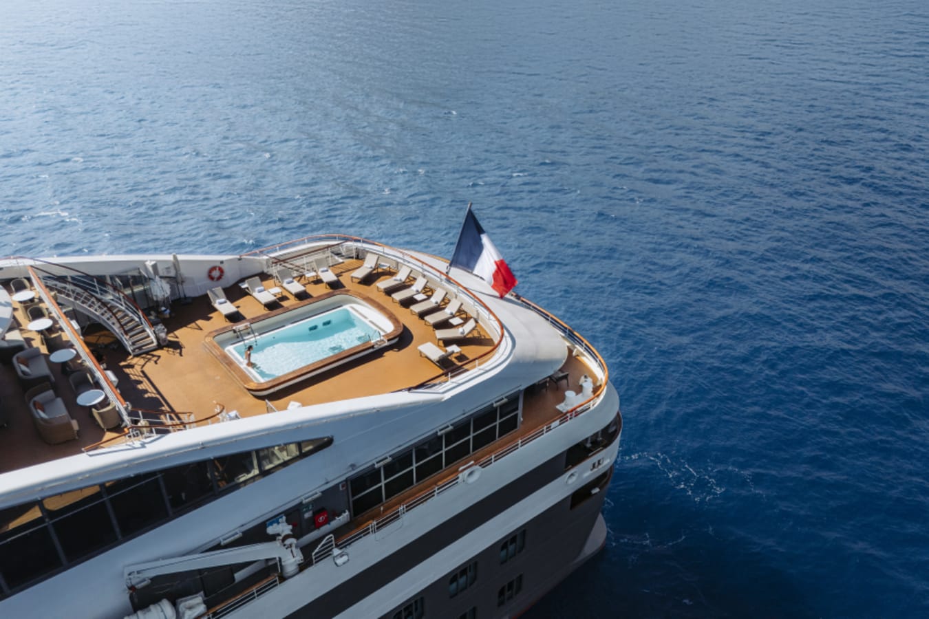 Sister Ship Exterior Hero 