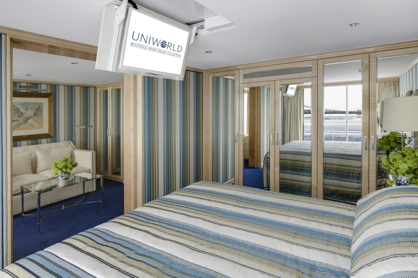 RoyalSuite