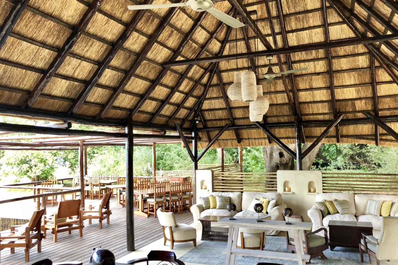 Dining and Bar Area - Chiawa Camp