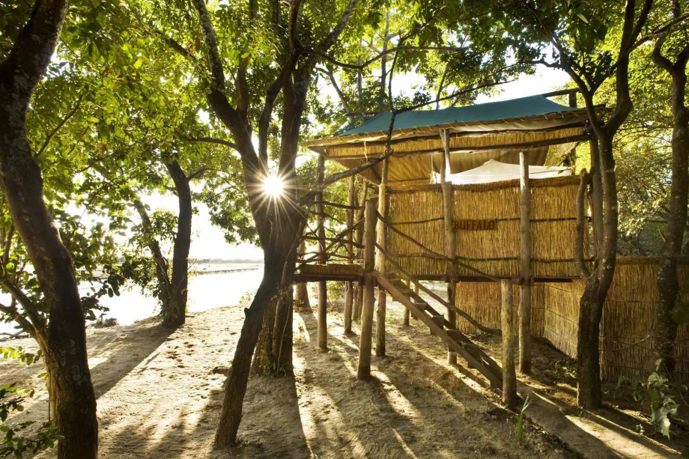 Exterior - Island Bush Camp