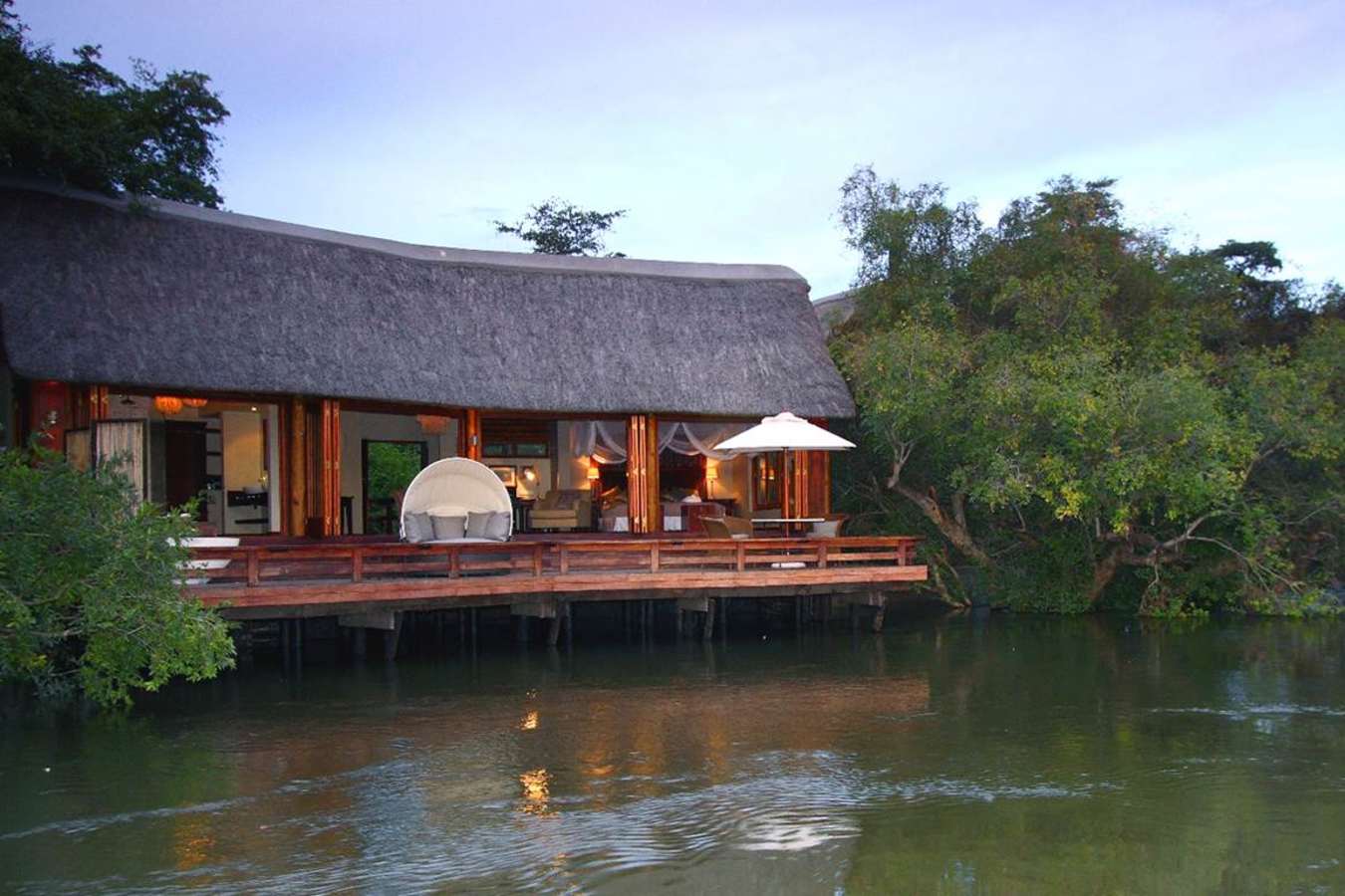 Island Lodge Suite - Royal Chundu