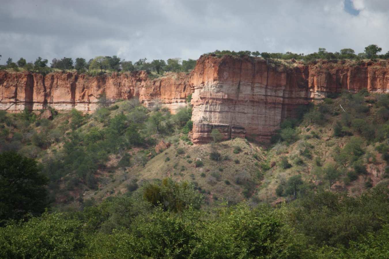 Chilojo Cliffs, Gonarezhou National Park - Chilo Gorge Safari Lodge