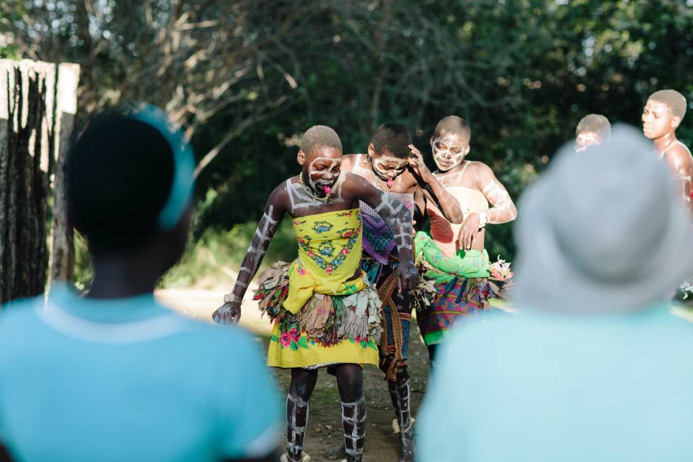 Shangaan dancers - Chilo Gorge Safari Lodge