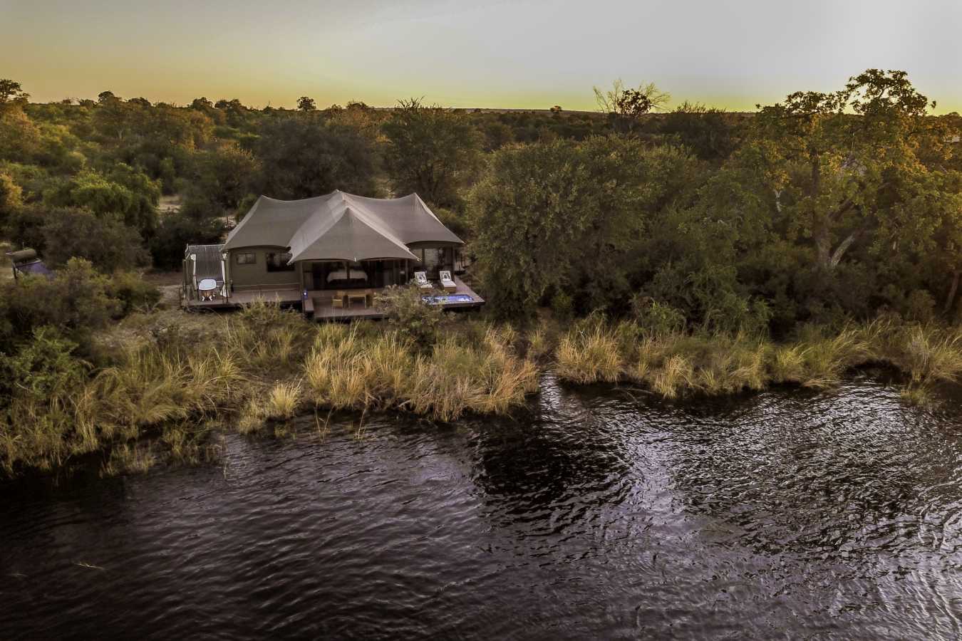 Old Drift lodge room exterior