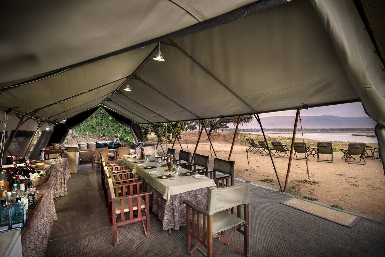 Tent dining