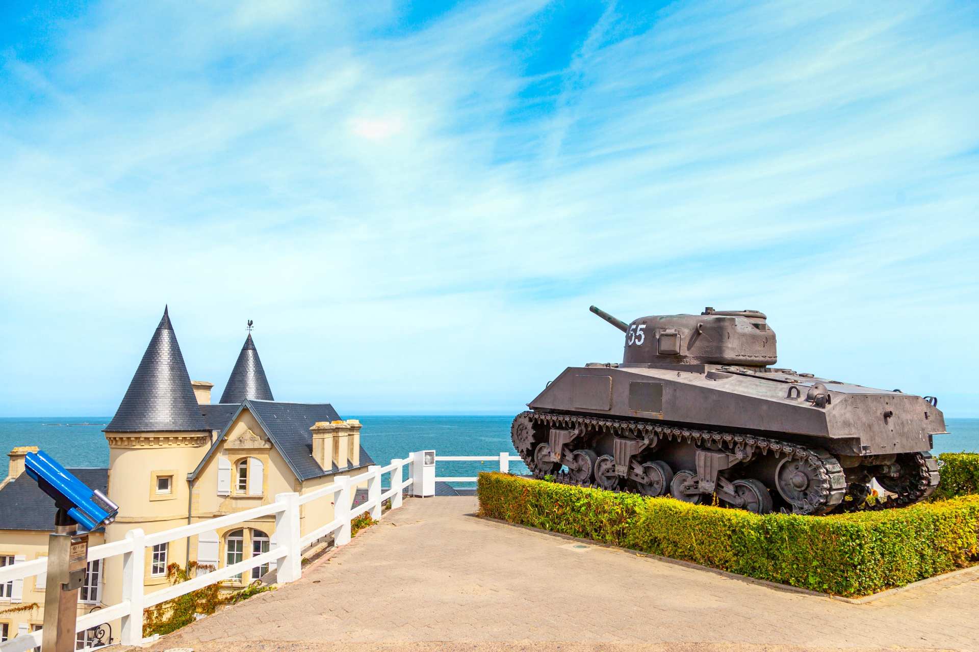 Focus: Paris & WWII Normandy 