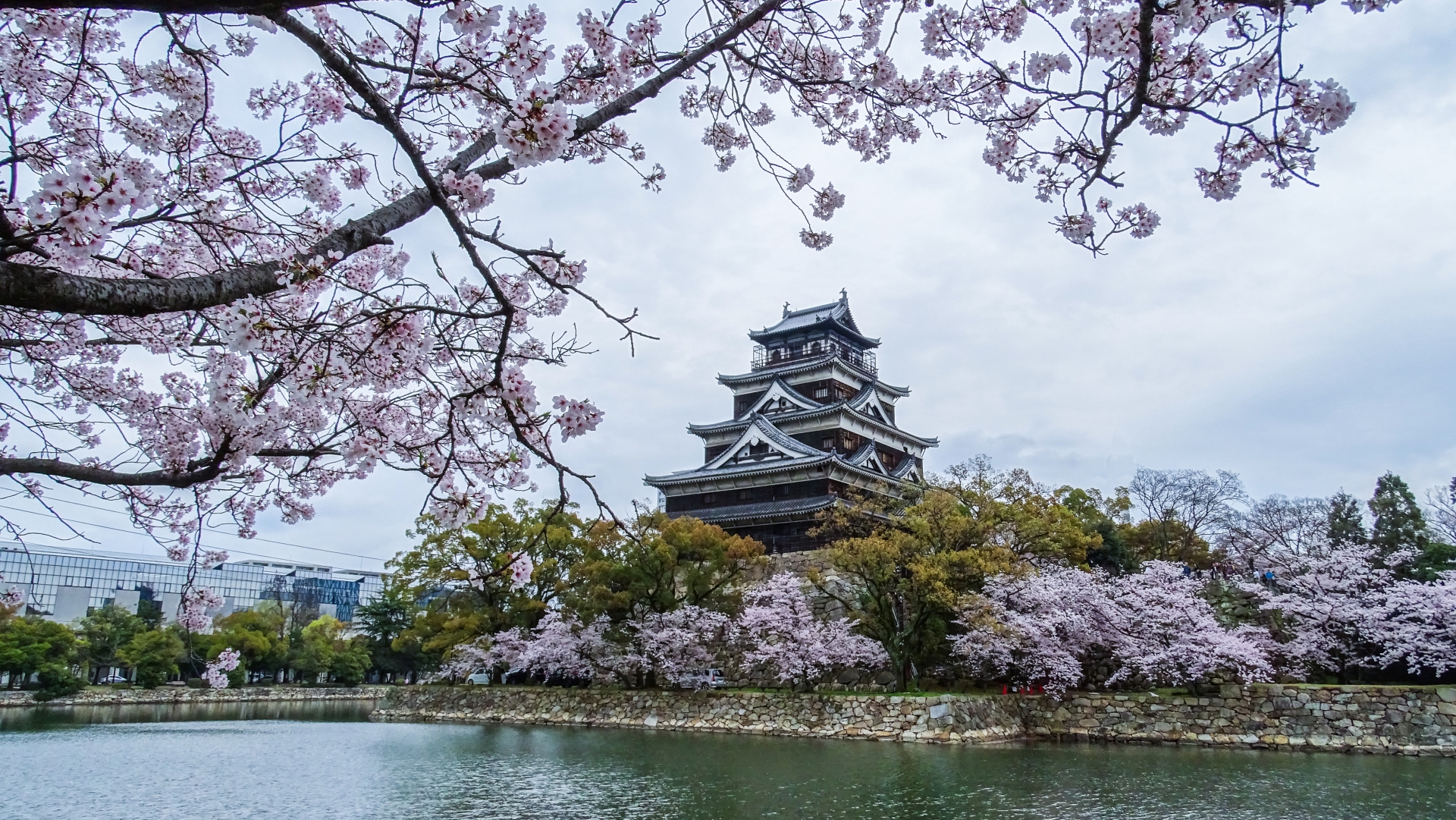 Kayaking & Walking, Hiroshima