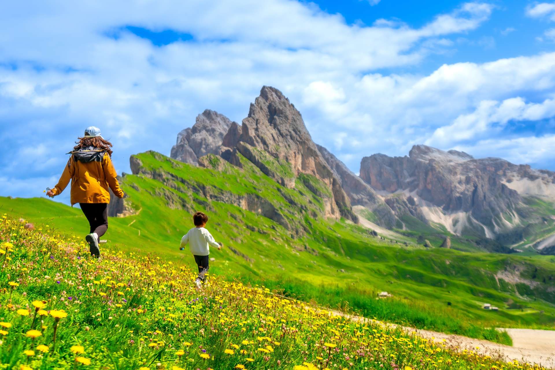 Little Trackers, Italy