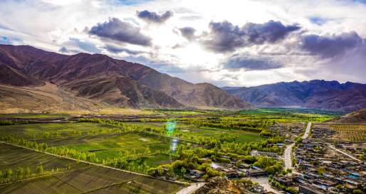 Tsedang 