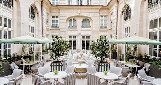 Cour d'Honneur - Hotel de Crillon, A Rosewood Hotel
