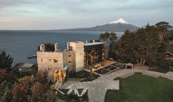 Hotel AWA