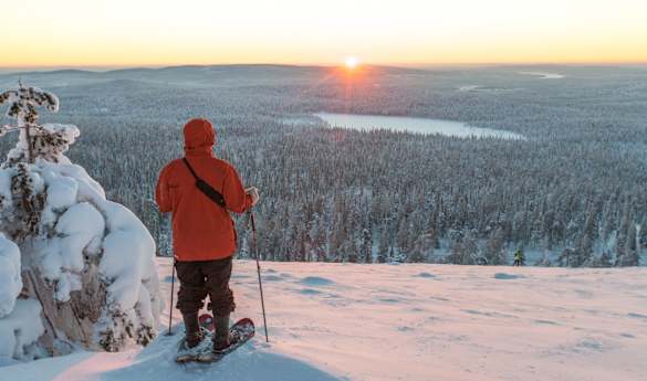 Snowshoeing at Beana Laponia