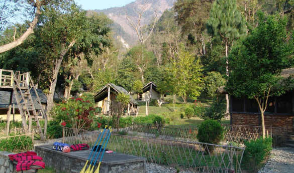 Dharampani Lodge
