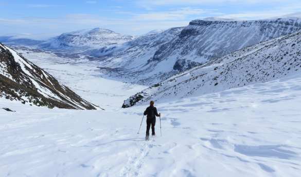 Snowshoeing at Lapland Guesthouse