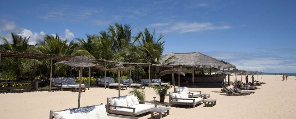 Beach and loungers  - Uxua Casa Hotel