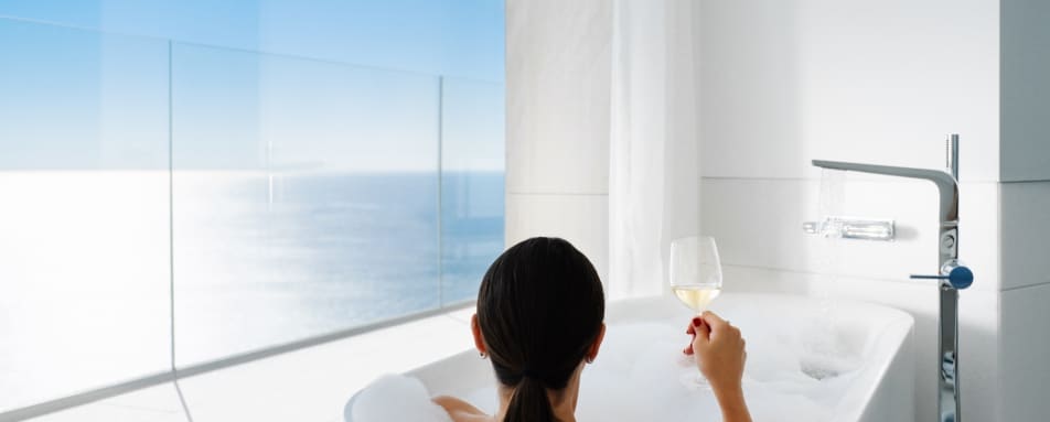 Crystal room bath 