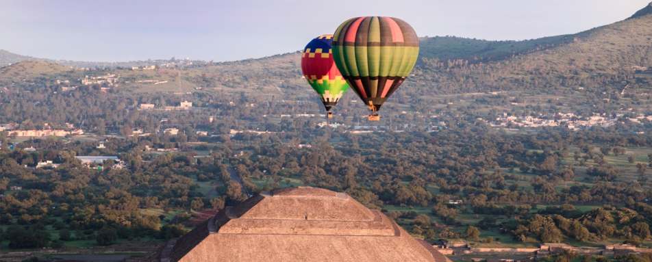 Teotihuacan Pyramids with Hot Air Ballooning