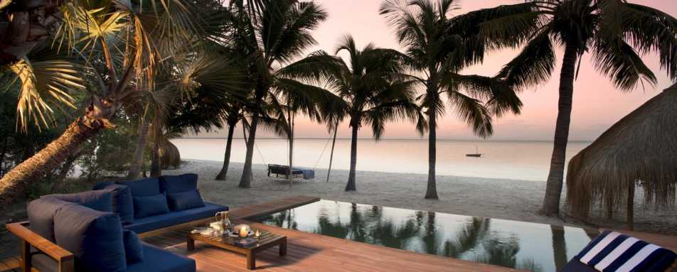 Poolside views - Benguerra Island Lodge