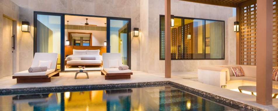 Pool-Villa-Night 