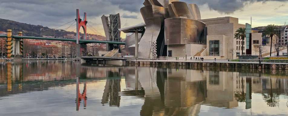 Tour of the Guggenheim with an expert art guide