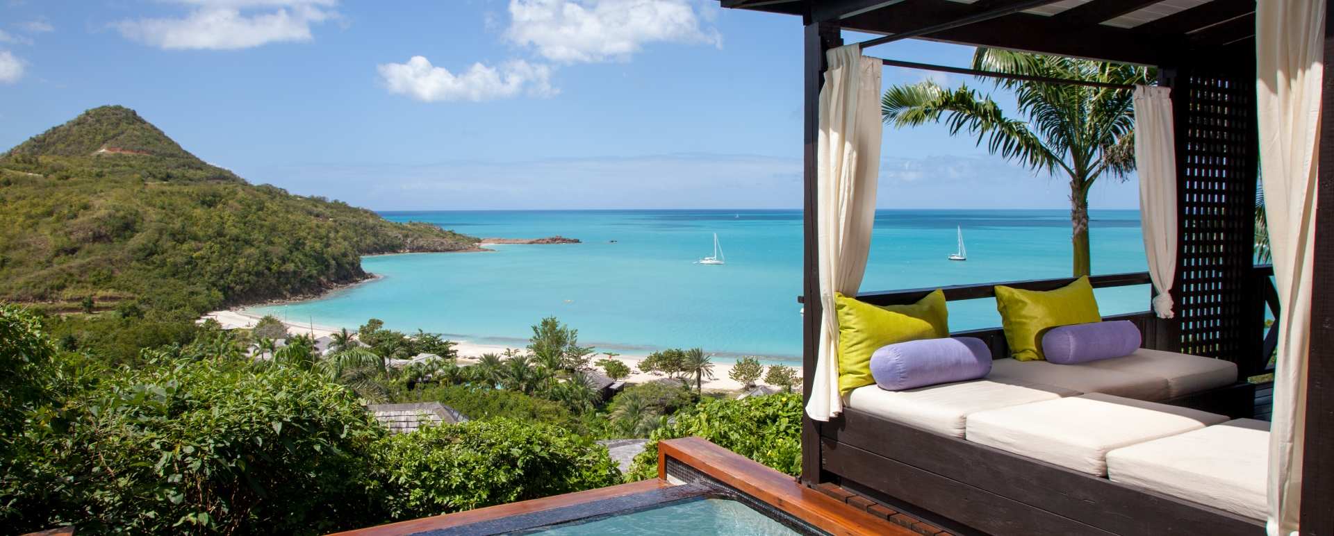 Hillside Pool Suite 2018 Signature 
