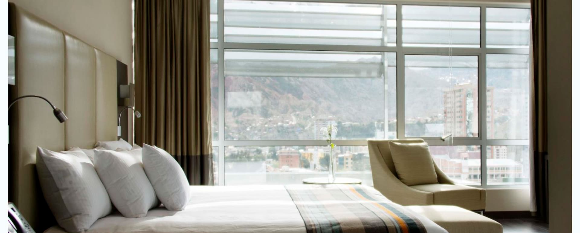 Guest room, Casa Grande Hotel