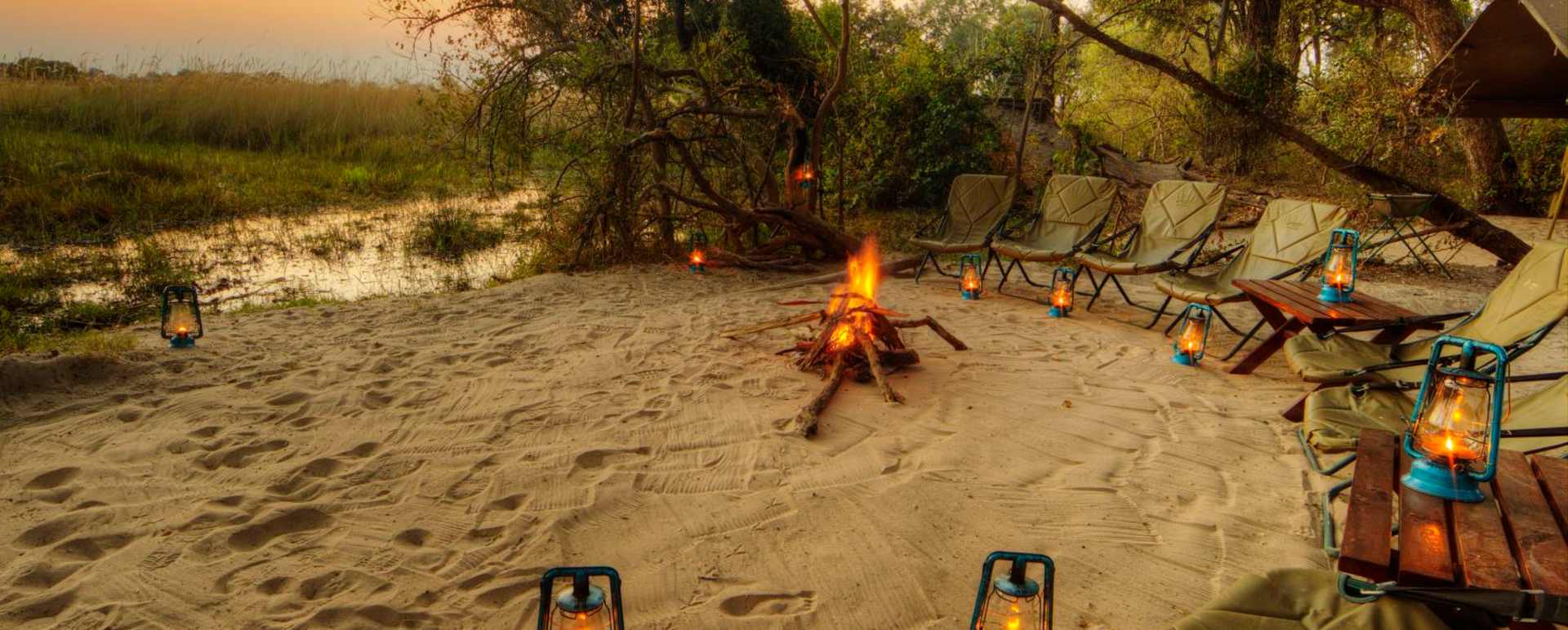 Campfire at sunset - Footsteps