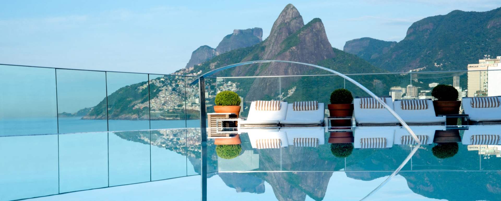 Rooftop pool and views 