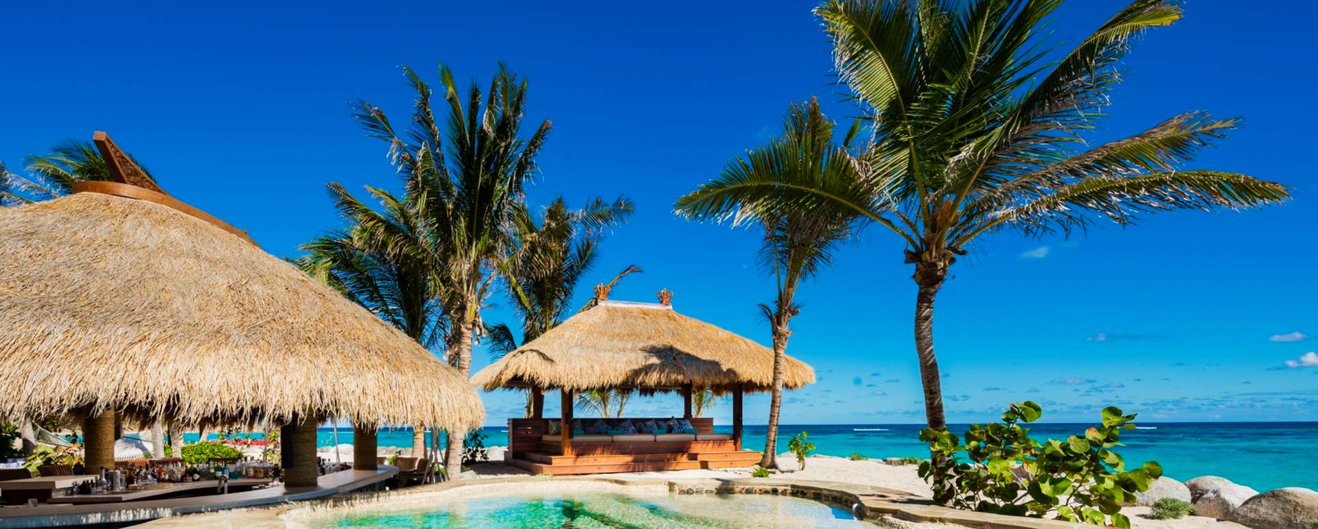 Beach Bar and Hot Tub 