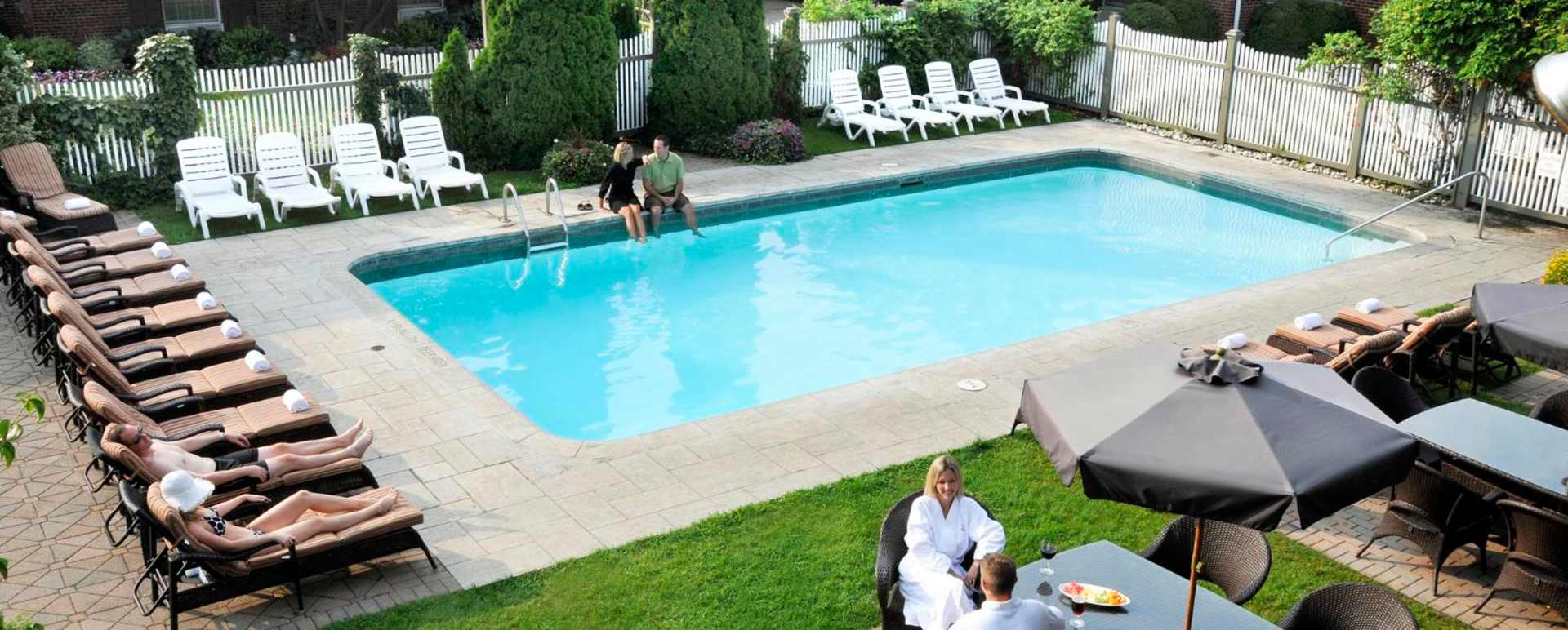 Pool at Pillar and Post Inn
